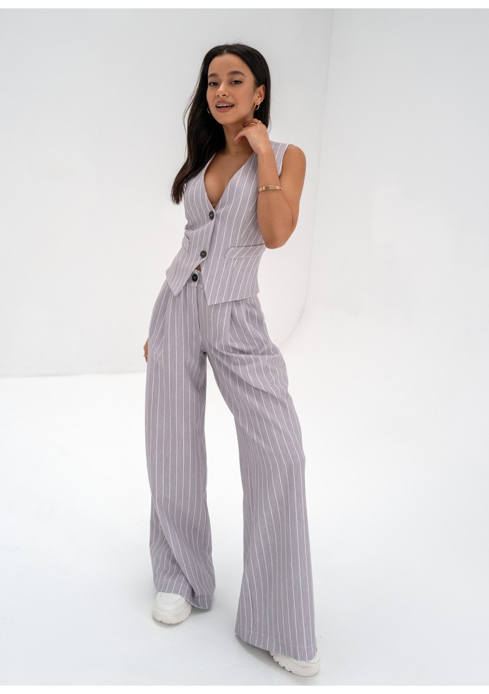 Mocca - Grey striped vest