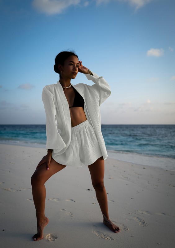 Pavla - White muslin shorts