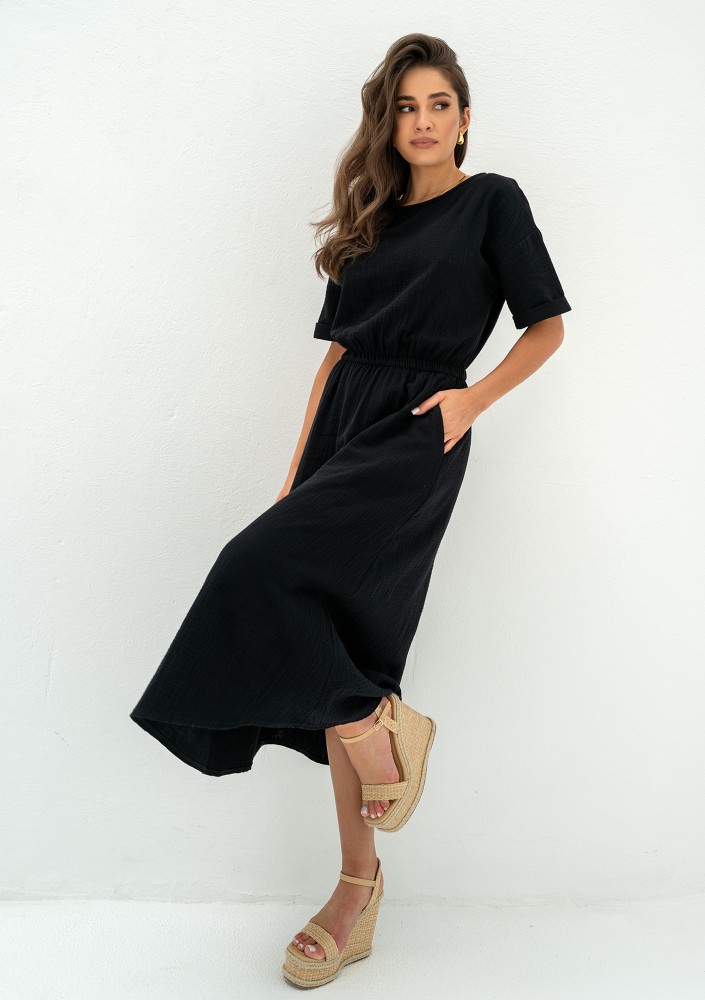 Greta - Black muslin midi dress