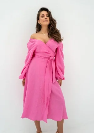 Blanche - Kopertowa sukienka midi z muślinu Różowa