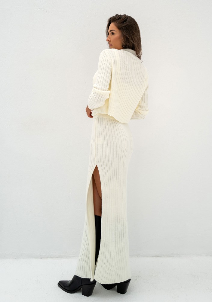 Celine - Short ecru knitted cardigan