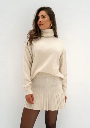 Jesse - Loose beige polo neck sweater