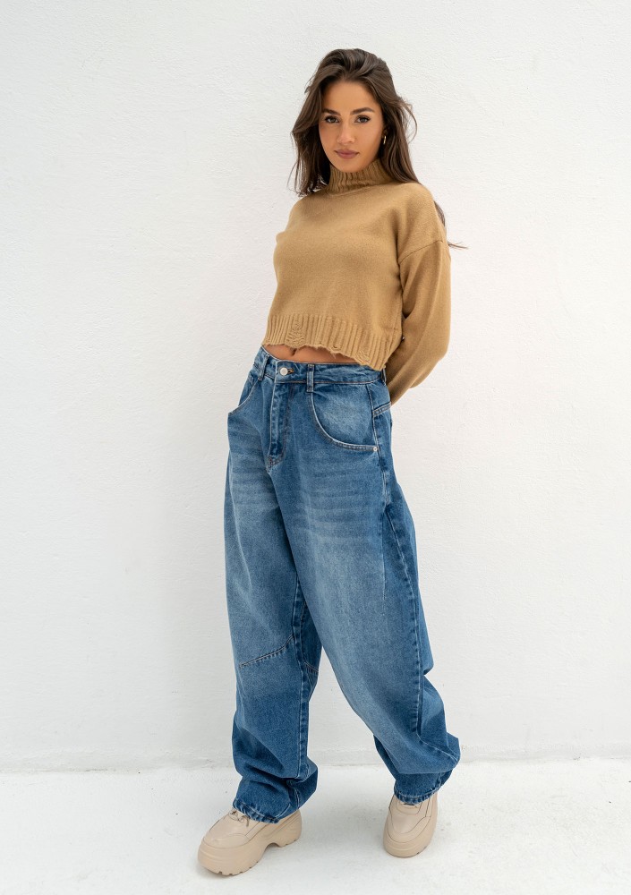 Nari - Camel polo neck sweater