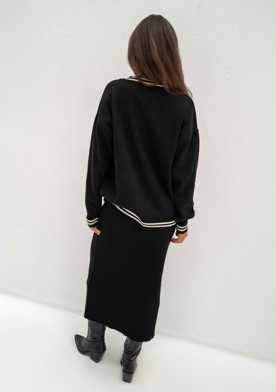 Moore - Black and ecru sweater with a logo