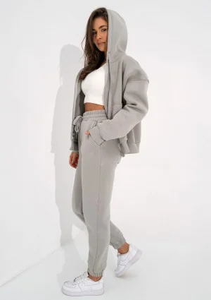 - Gray zipped hoodie