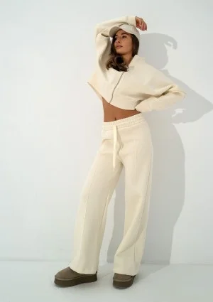 Bailee - Creamy white wide sweatpants with strings