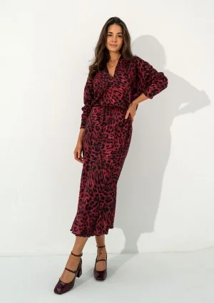 Azari - Claret midi skirt with a leopard spots print