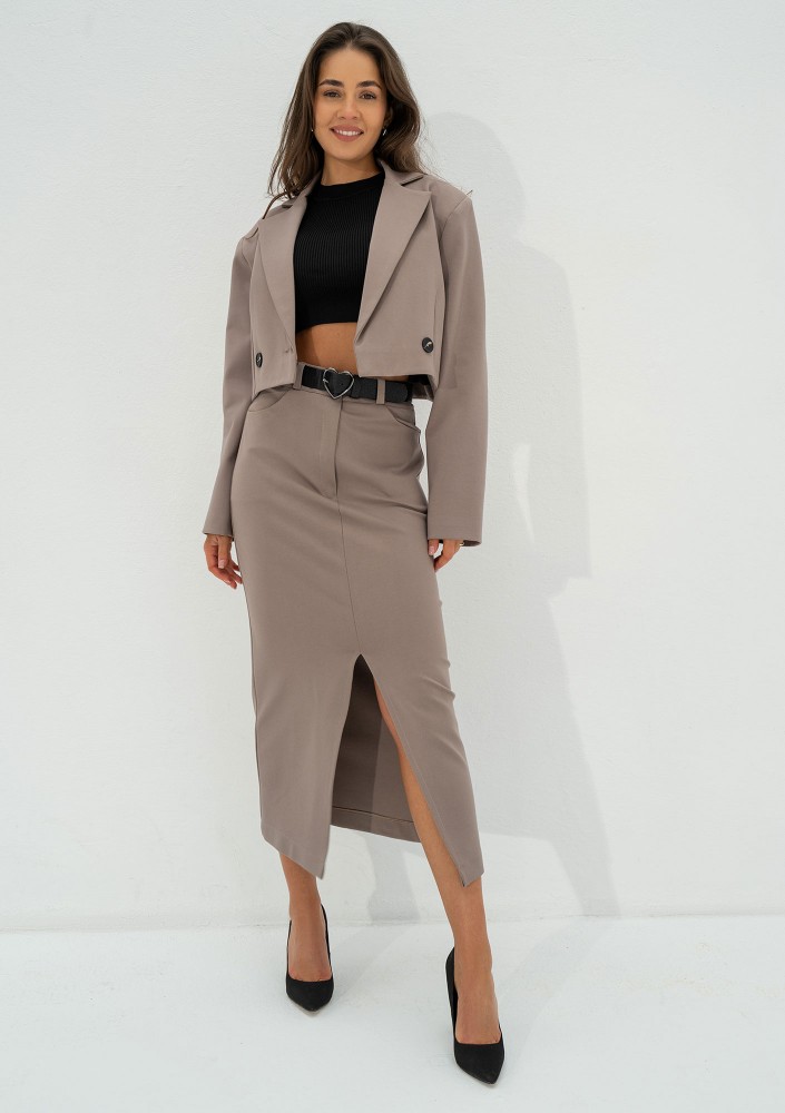 Cora - Short latte beige blazer