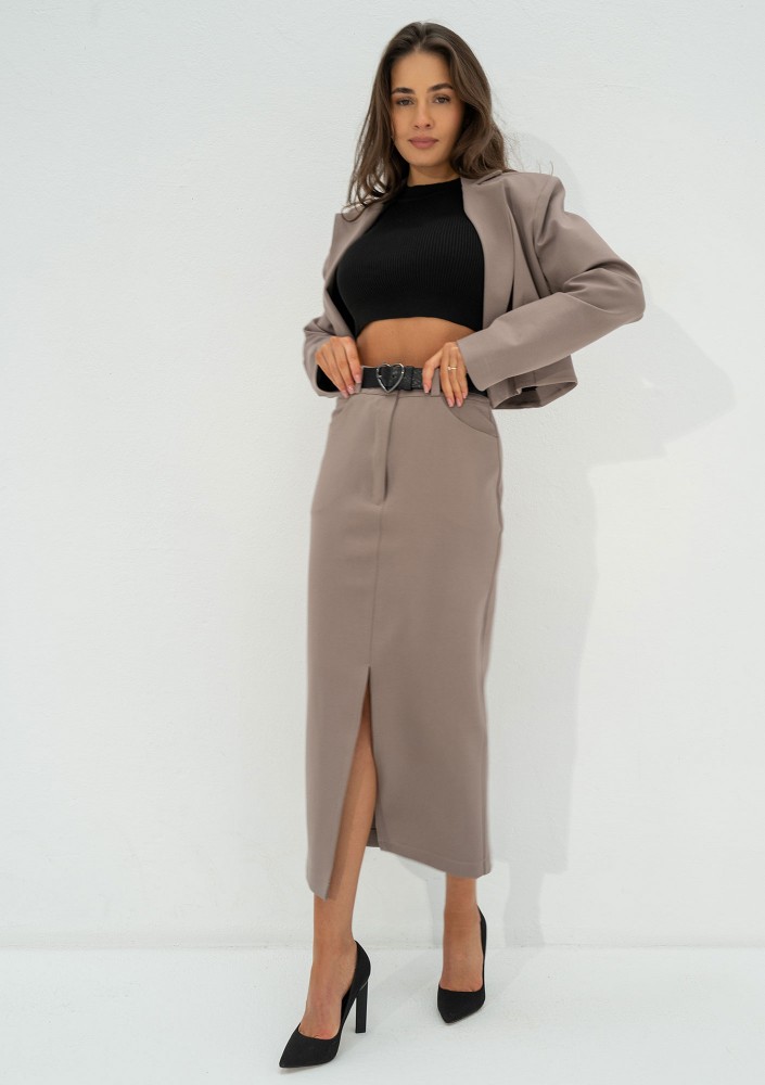 Cora - Short latte beige blazer