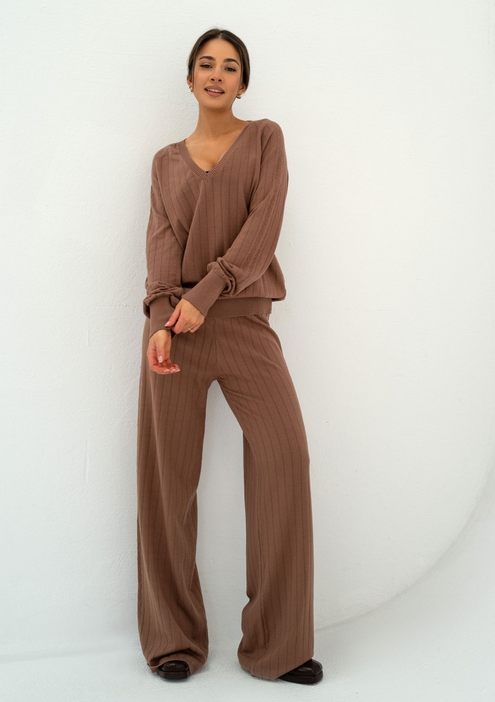 Akari - Cocoa brown knitted trousers