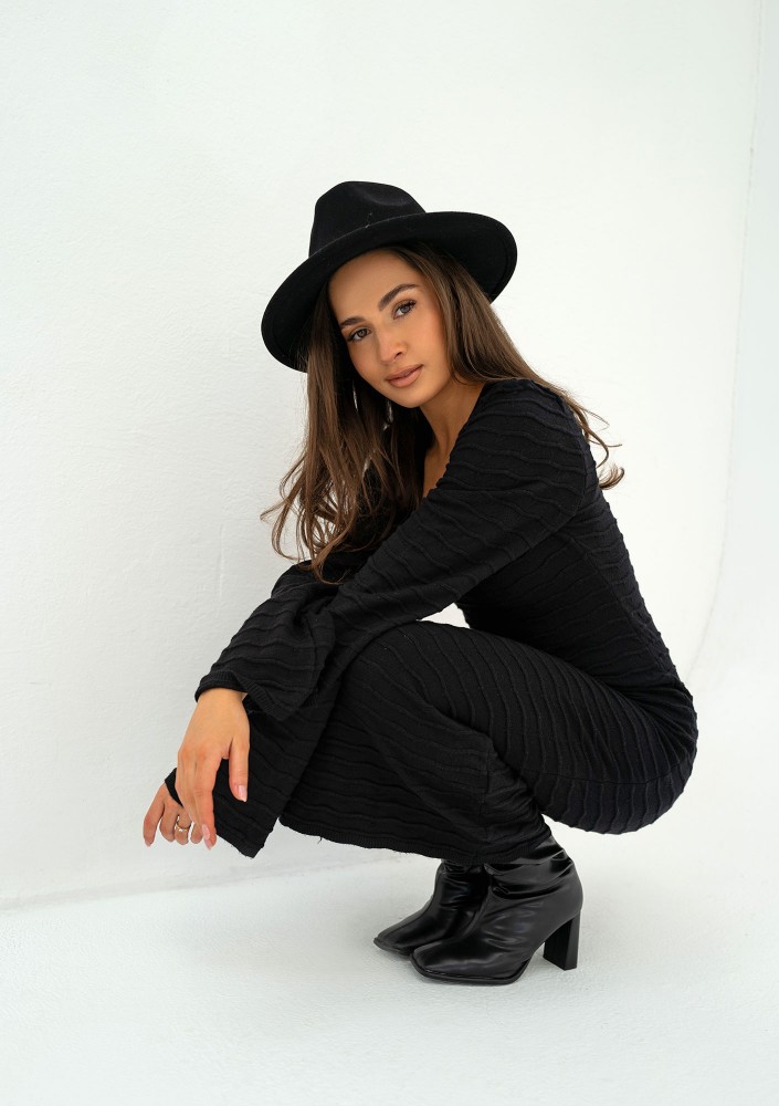 Ellin - Sukienka dzianinowa midi z ozdobnym splotem Czarna