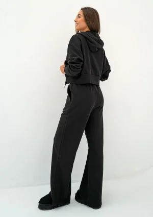 Saggy - Black sweatpants