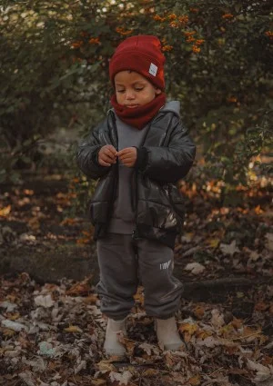 Winter cherry red kids beanie