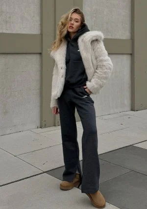 Busca - Ecru faux fur jacket