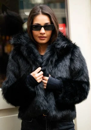 Sene - Black faux fur