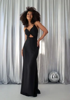 Shani - Black maxi dress with straps