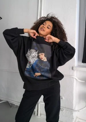 Whey - Black sweatshirt "White tiger"