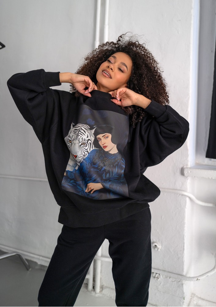 Whey - Bluza z grafiką "Dziewczyna z białym tygrysem" Black