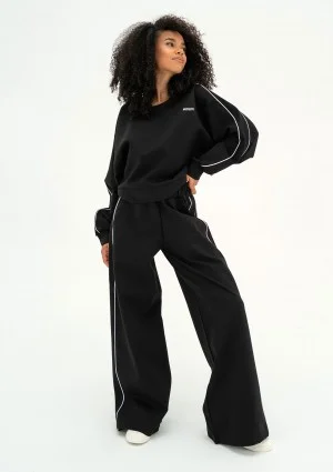 Cody - Black sweatshirt with trims