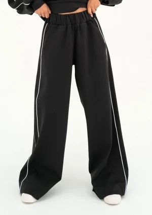 Cody - Black pants with trims