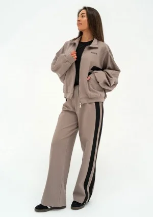 Ryder - Latte beige sweatshirt with stripes