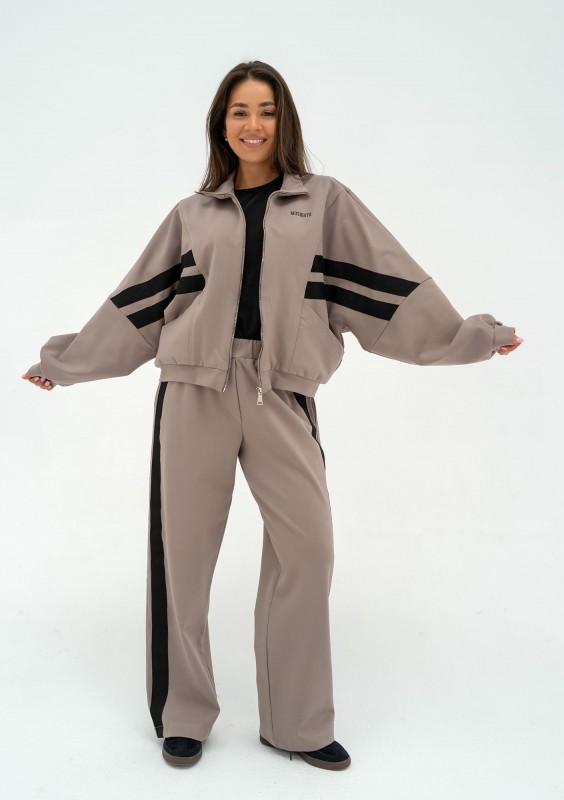 Ryder - Latte beige sweatshirt with stripes