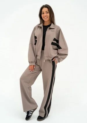 Ryder - Latte beige sweatshirt with stripes