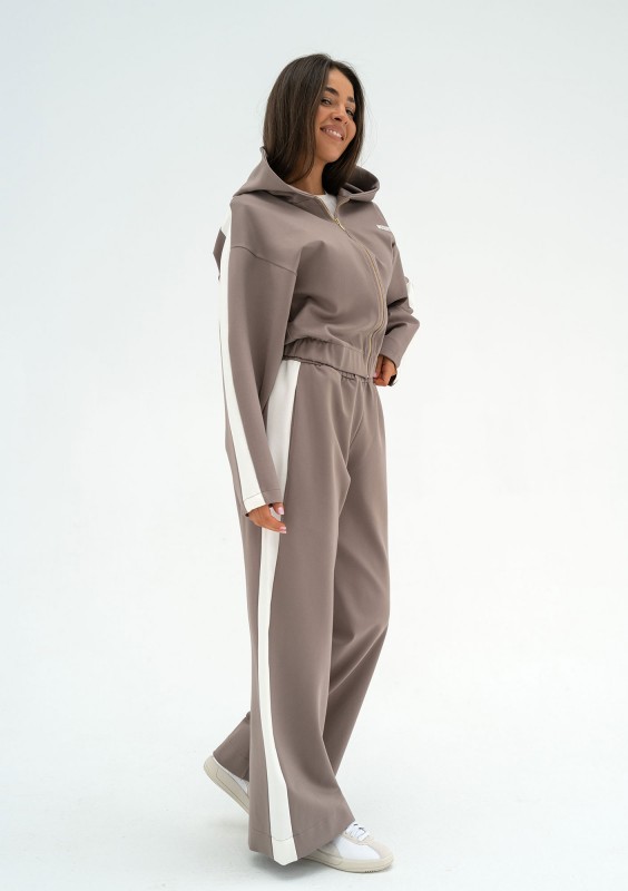 Dusty - Latte beige hoodie with stripes