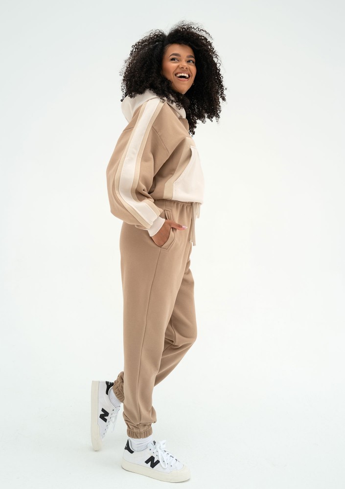 Fame - Spodnie dresowe z troczkami Beige