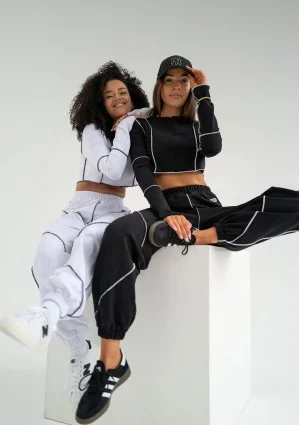 Jett - Short white sweatshirt