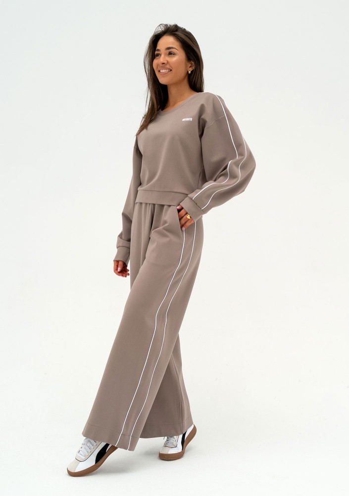 Cody - Latte beige pants with trims