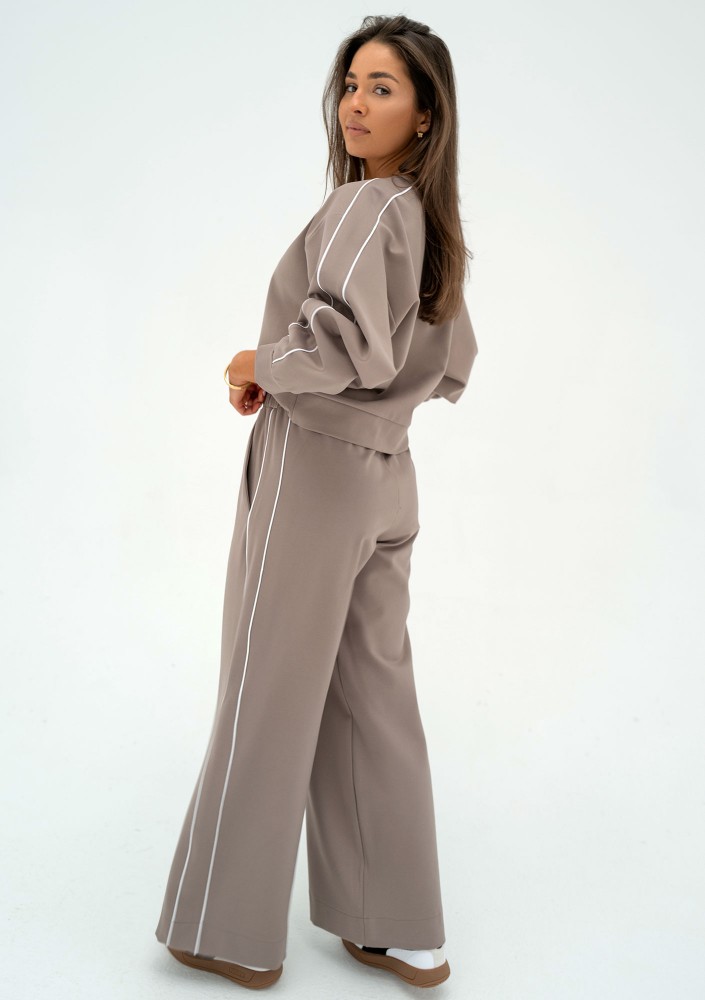 Cody - Latte beige pants with trims