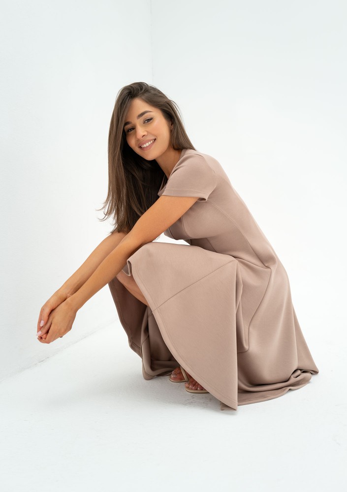 Jasmen - Latte beige mini flared dress