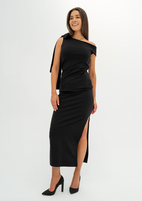 Chiara - Black maxi dress
