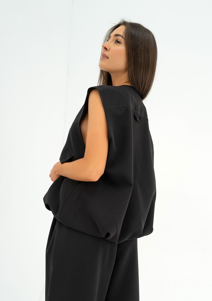 Nyla - Black vest