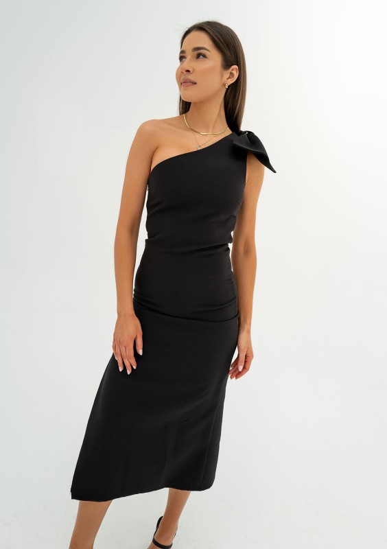 Evia - Black midi dress