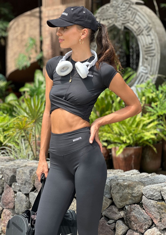 Alpha Short - Top Black