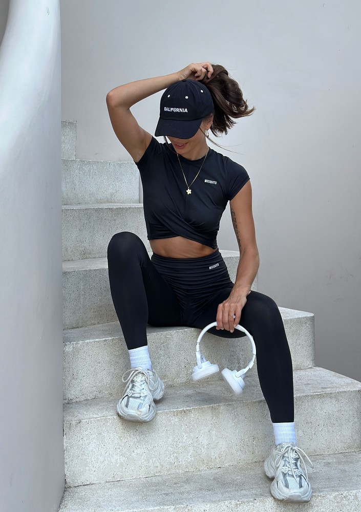 Alpha Short - Black top