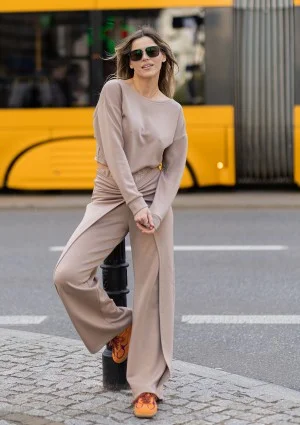 Jase - Latte draped trousers