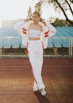 Ryder - Ecru sweatshirt with stripes