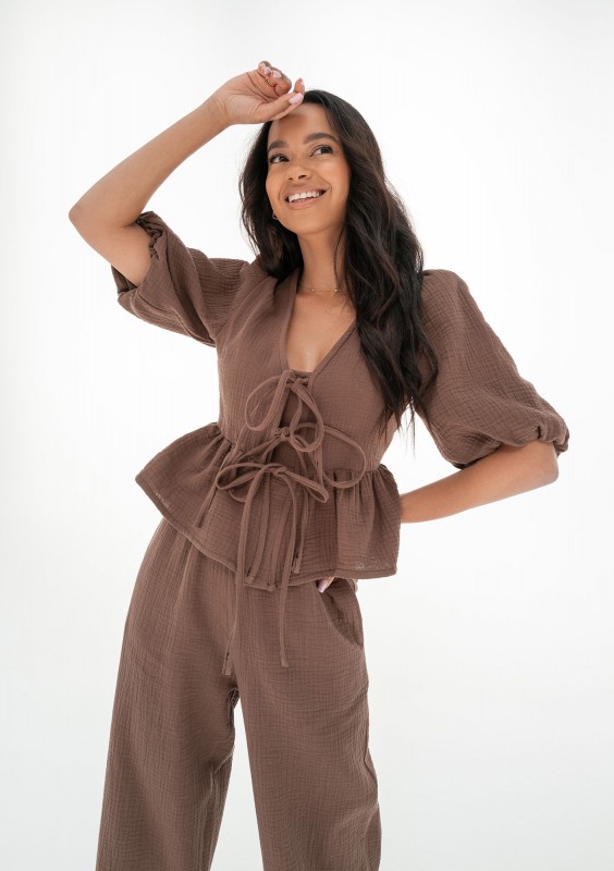 Juliet - Brown muslin blouse