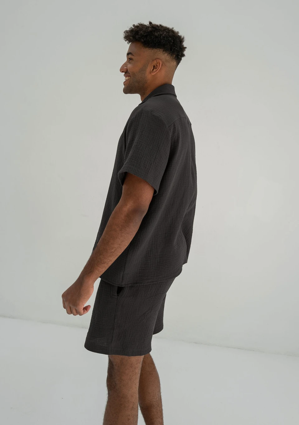 Zaco - Men's black muslin shirt
