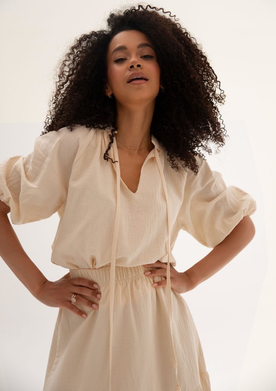 Soleil - Beige cotton summer blouse
