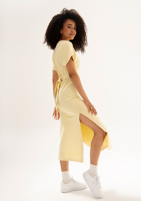 Everyday Dress - Butter yellow midi T-shirt dress
