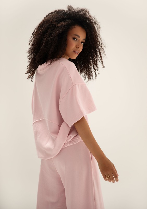 Cozy Flow - Pink oversized cotton v-neck sweatshirt