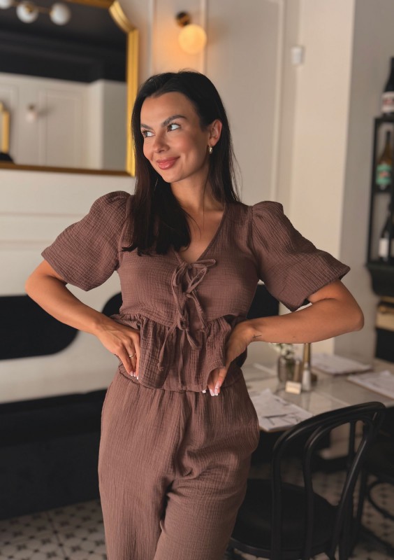 Juliet - Brown muslin blouse