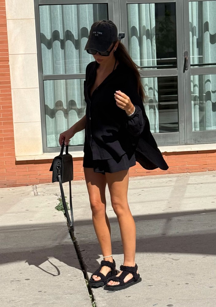 Palma - Black muslin shorts