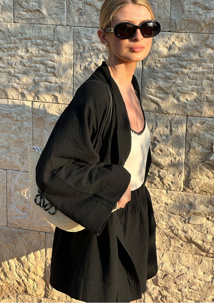 Pavla - Black muslin shorts