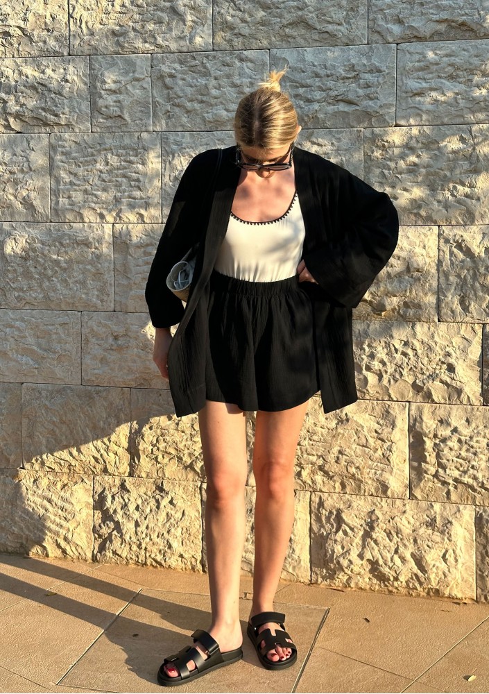 Pavla - Black muslin shirt