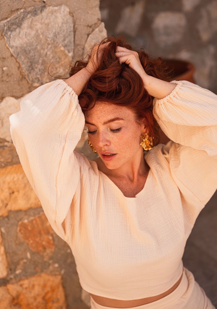 Alines - Creamy muslin top